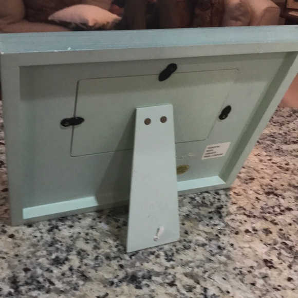 Picture frame - Picture 2 of 4